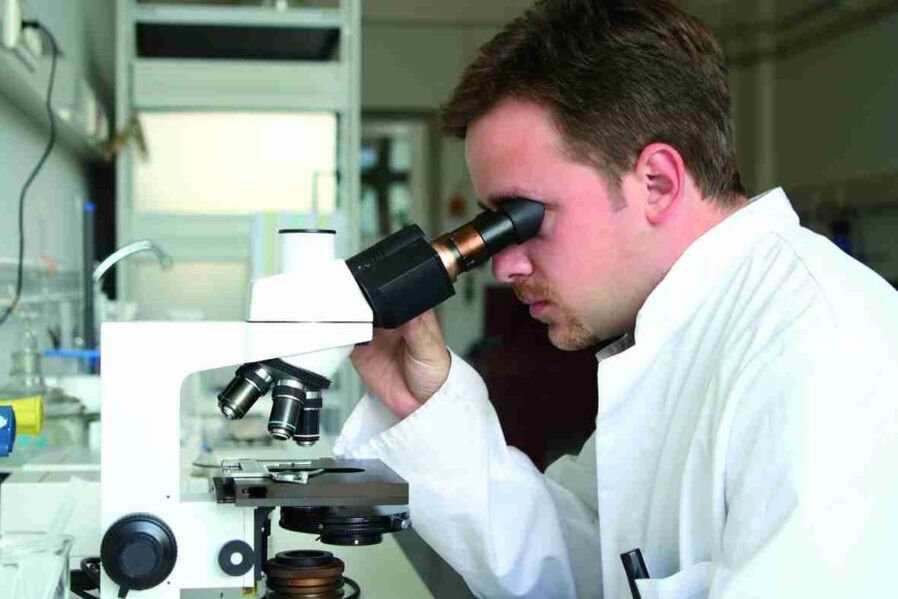 diagnosi di laboratorio del fungo dell'unghia del piede