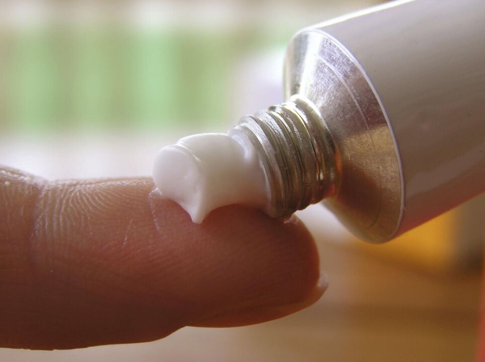 unguento per il trattamento dei funghi delle unghie